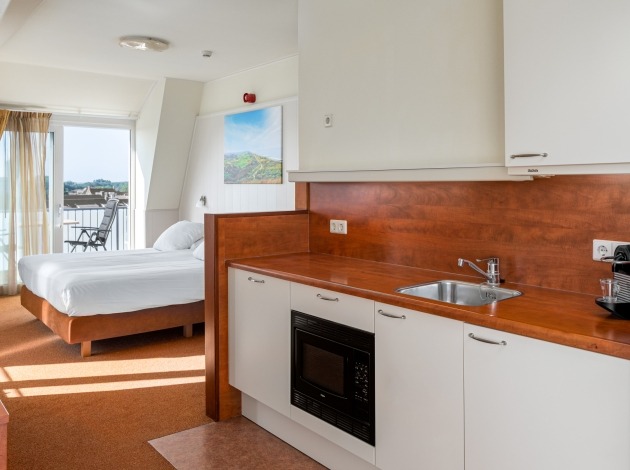 Suite Deluxe zeezicht nr. 6, keukenblok